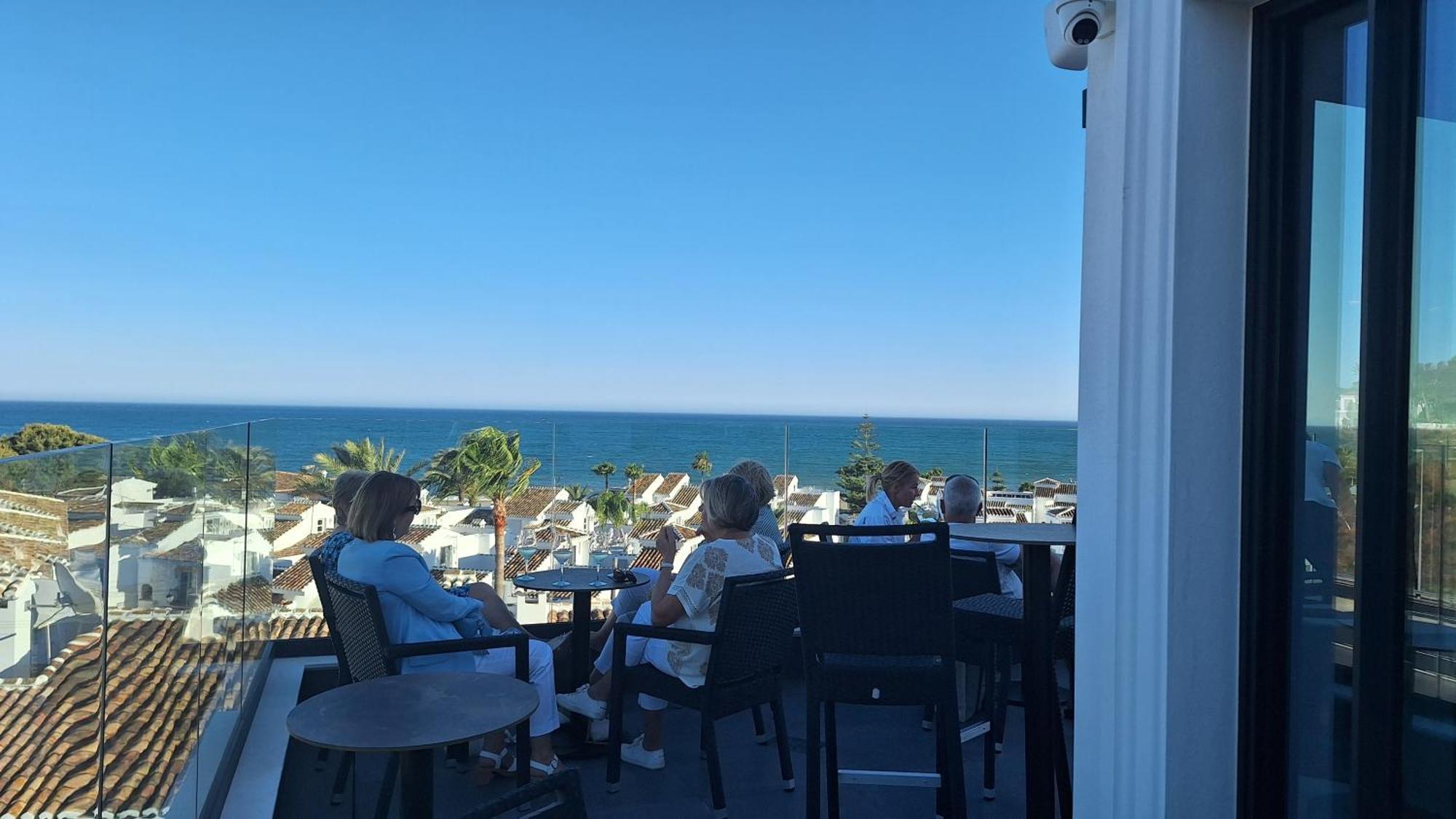 The Orange House Boutique Hotel And Upstairs Rooftop Bar Center Of La Cala De Mijas 100M From The Beach Zewnętrze zdjęcie