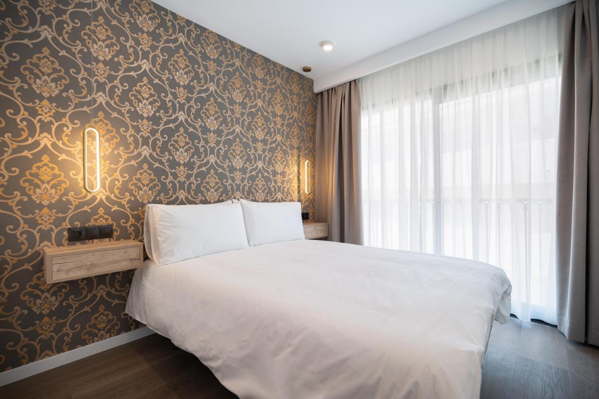 The Orange House Boutique Hotel And Upstairs Rooftop Bar Center Of La Cala De Mijas 100M From The Beach Zewnętrze zdjęcie