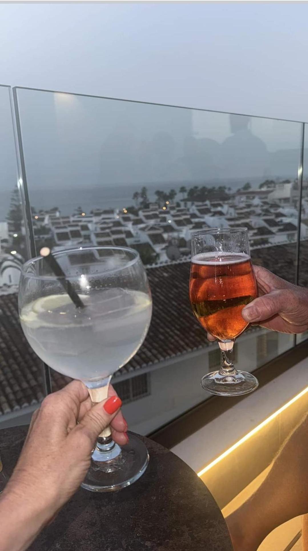 The Orange House Boutique Hotel And Upstairs Rooftop Bar Center Of La Cala De Mijas 100M From The Beach Zewnętrze zdjęcie
